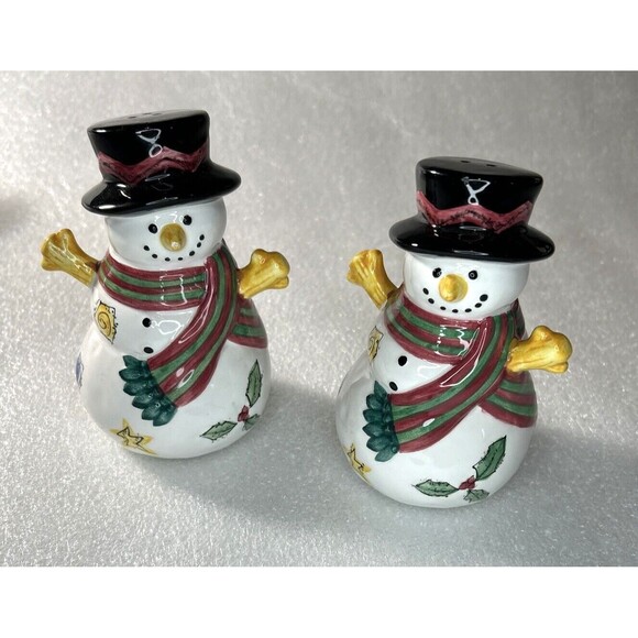 Sango The Sweet Shoppe  Snowman Salt Pepper Shakers Hand Painted Collectible - Picture 1 of 3